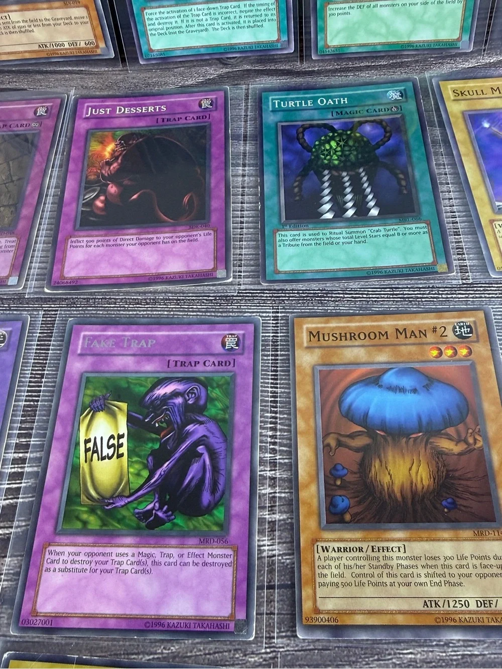 Yu-Gi-Oh! Lot of 20 Vintage Cards • Mixed Spells/Traps/Monsters